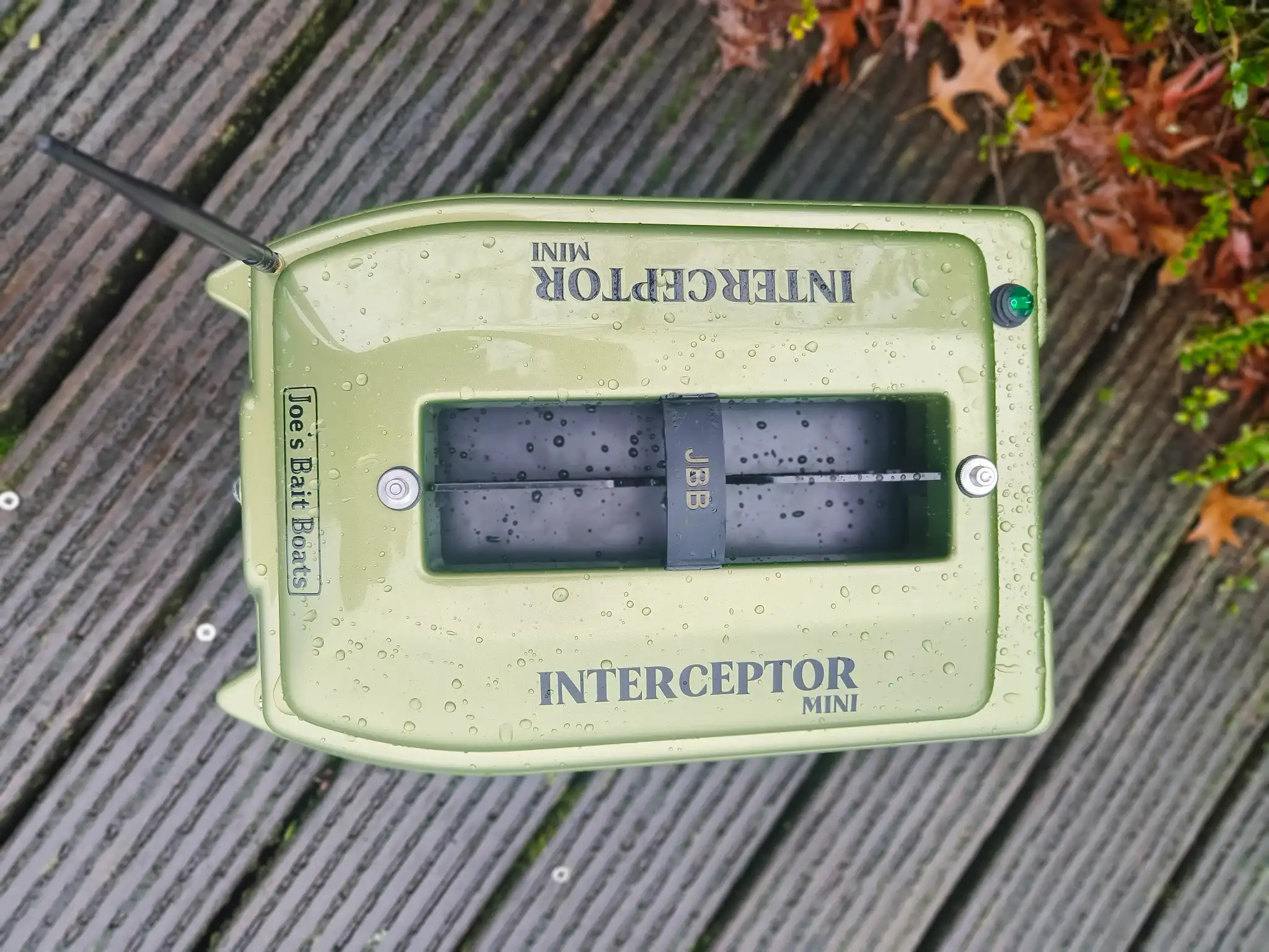 Interceptor mini 02